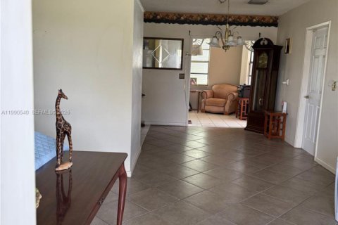 Villa ou maison à vendre à Homestead, Floride: 2 chambres, 99.59 m2 № 2056170 - photo 6