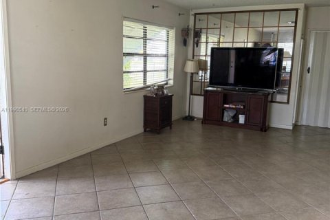 Villa ou maison à vendre à Homestead, Floride: 2 chambres, 99.59 m2 № 2056170 - photo 5