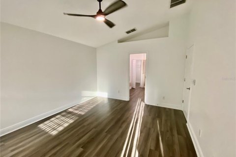 Villa ou maison à louer à Orlando, Floride: 4 chambres, 154.68 m2 № 2116294 - photo 14