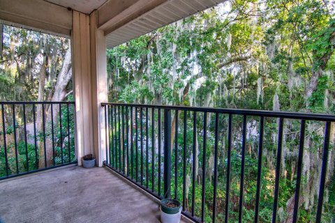 Condo in Gainesville, Florida, 4 bedrooms № 2105439 - photo 11
