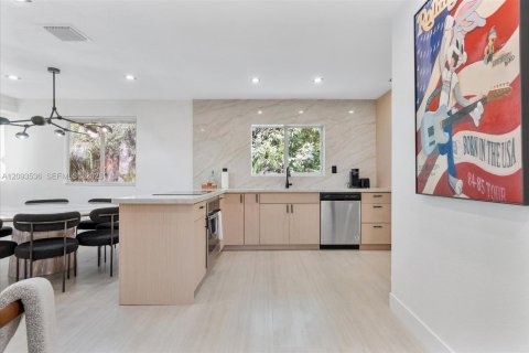 Villa ou maison à louer à Miami, Floride: 3 chambres, 139.35 m2 № 2384658 - photo 29