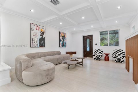 Villa ou maison à louer à Miami, Floride: 3 chambres, 139.35 m2 № 2384658 - photo 3