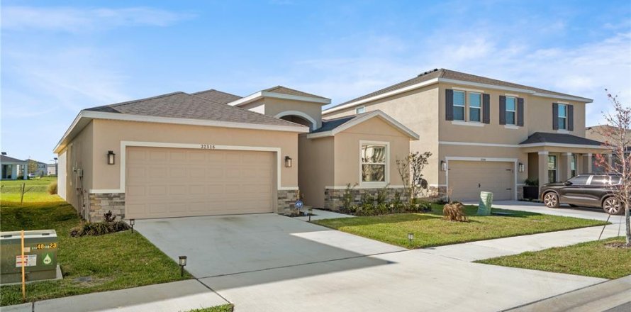 Villa ou maison à San Antonio, Floride 4 chambres, 189.99 m2 № 2114174