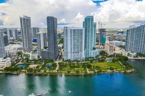 Copropriété à louer à Miami, Floride: 1 chambre, 76.37 m2 № 2025180 - photo 3