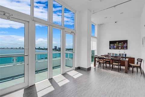 Copropriété à louer à Miami, Floride: 1 chambre, 76.37 m2 № 2025180 - photo 18