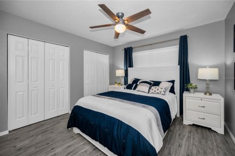 Casa en venta en Tampa, Florida, 4 dormitorios, 274.25 m2 № 1649995 - foto 25