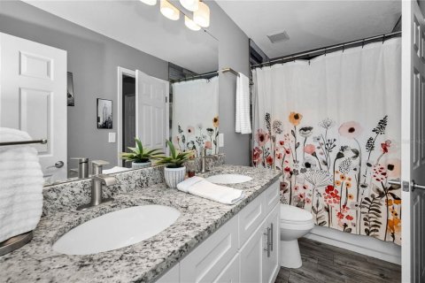 Casa en venta en Tampa, Florida, 4 dormitorios, 274.25 m2 № 1649995 - foto 26