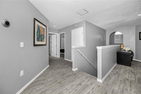 Casa en venta en Tampa, Florida, 4 dormitorios, 274.25 m2 № 1649995 - foto 16