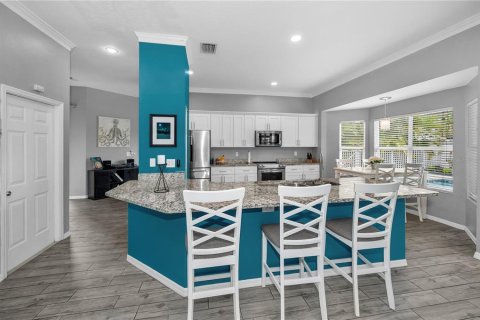 Casa en venta en Tampa, Florida, 4 dormitorios, 274.25 m2 № 1649995 - foto 10