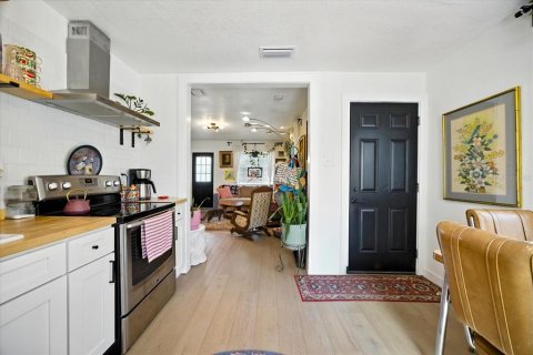 House in Saint Petersburg, Florida 2 bedrooms, 66.89 sq.m. № 1912867 - photo 11