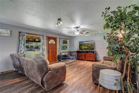 House in Macclenny, Florida 3 bedrooms, 212 sq.m. № 1842175 - photo 16