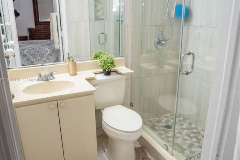 Купить кондоминиум в Хайалиа, Флорида 3 спальни, 113.34м2, № 2044825 - фото 28