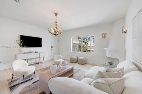 Copropriété à vendre à Miami Beach, Floride: 46.45 m2 № 2046930 - photo 2