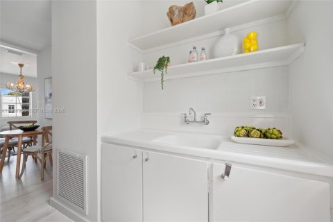 Copropriété à vendre à Miami Beach, Floride: 46.45 m2 № 2046930 - photo 7