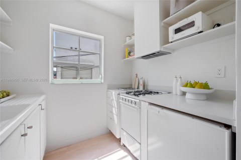 Copropriété à vendre à Miami Beach, Floride: 46.45 m2 № 2046930 - photo 8