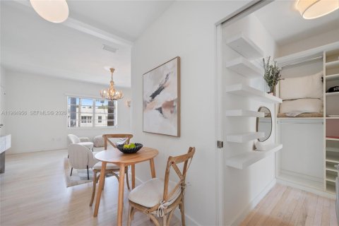 Copropriété à vendre à Miami Beach, Floride: 46.45 m2 № 2046930 - photo 10