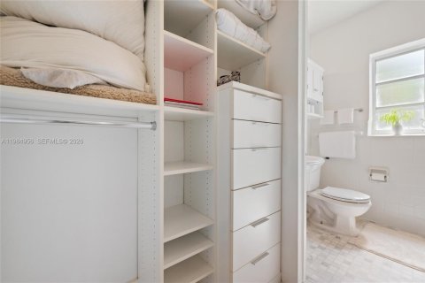 Copropriété à vendre à Miami Beach, Floride: 46.45 m2 № 2046930 - photo 17