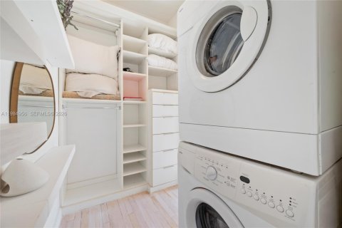 Copropriété à vendre à Miami Beach, Floride: 46.45 m2 № 2046930 - photo 18