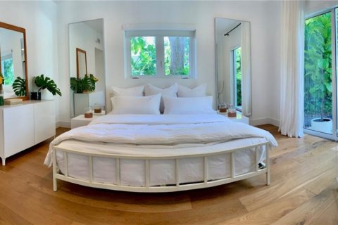 Casa en alquiler en Biscayne Park, Florida, 3 dormitorios, 163.6 m2 № 2018221 - foto 8