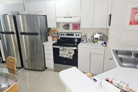 Condominio en venta en Sarasota, Florida, 1 dormitorio, 53.51 m2 № 1851231 - foto 8