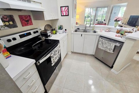 Condominio en venta en Sarasota, Florida, 1 dormitorio, 53.51 m2 № 1851231 - foto 9
