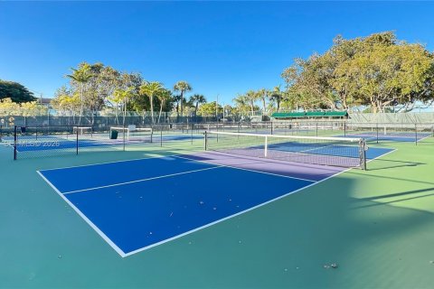 Condo in Pembroke Pines, Florida, 1 bedroom  № 2026870 - photo 30