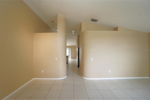 House in Valrico, Florida 3 bedrooms, 133.78 sq.m. № 1919725 - photo 13