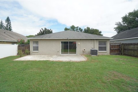 House in Valrico, Florida 3 bedrooms, 133.78 sq.m. № 1919725 - photo 24