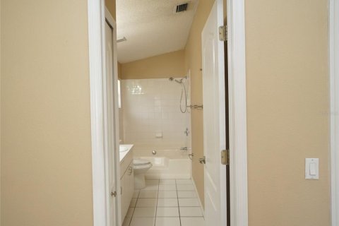 House in Valrico, Florida 3 bedrooms, 133.78 sq.m. № 1919725 - photo 17