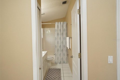 House in Valrico, Florida 3 bedrooms, 133.78 sq.m. № 1919725 - photo 8