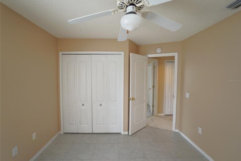 House in Valrico, Florida 3 bedrooms, 133.78 sq.m. № 1919725 - photo 15