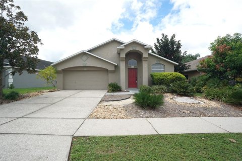 House in Valrico, Florida 3 bedrooms, 133.78 sq.m. № 1919725 - photo 1