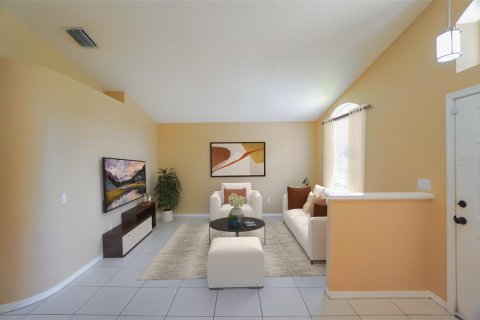 House in Valrico, Florida 3 bedrooms, 133.78 sq.m. № 1919725 - photo 5