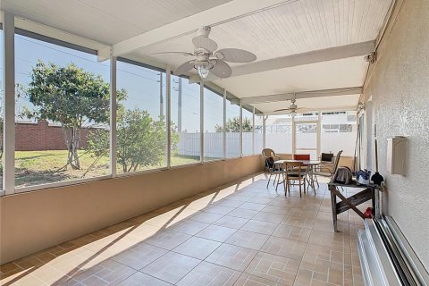 Casa en venta en Davenport, Florida, 4 dormitorios, 152.27 m2 № 2211899 - foto 20