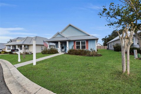 Casa en Umatilla, Florida 3 dormitorios, 123.47 m2 № 2119805