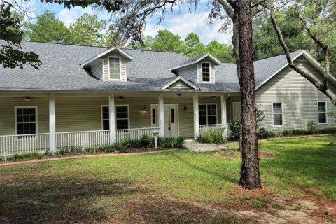Casa en venta en Brooksville, Florida, 5 dormitorios, 336.68 m2 № 1628853 - foto 1
