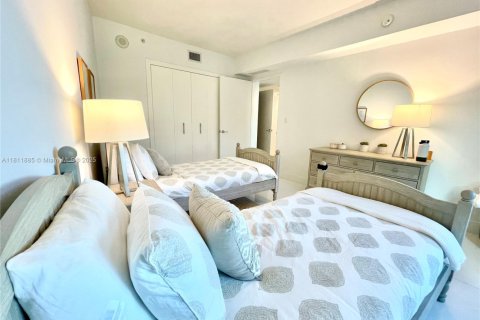 Condo in Sunny Isles Beach, Florida, 3 bedrooms  № 1869941 - photo 27