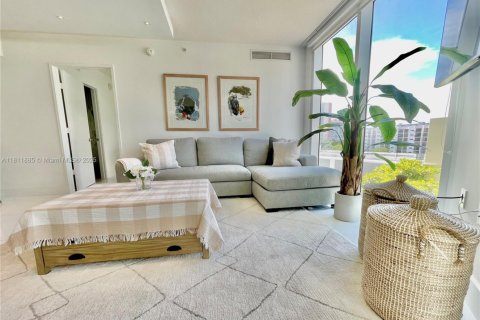 Condo in Sunny Isles Beach, Florida, 3 bedrooms  № 1869941 - photo 13