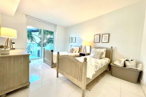 Condo in Sunny Isles Beach, Florida, 3 bedrooms  № 1869941 - photo 24