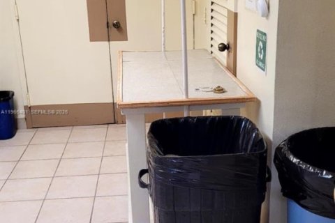 Купить кондоминиум в Холливуд, Флорида 2 спальни, 105.17м2, № 2046402 - фото 29