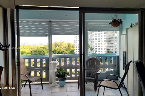 Купить кондоминиум в Холливуд, Флорида 2 спальни, 105.17м2, № 2046402 - фото 8