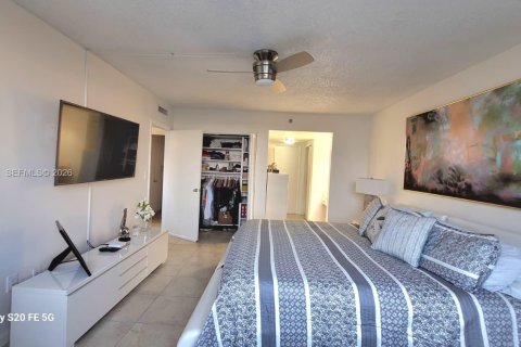 Купить кондоминиум в Холливуд, Флорида 2 спальни, 105.17м2, № 2046402 - фото 14