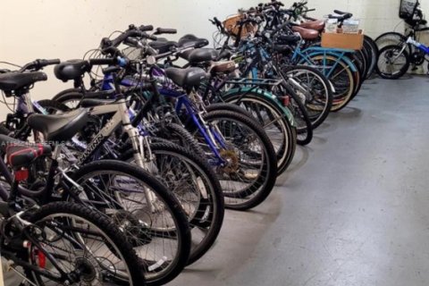 Купить кондоминиум в Холливуд, Флорида 2 спальни, 105.17м2, № 2046402 - фото 21