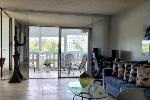 Купить кондоминиум в Холливуд, Флорида 2 спальни, 105.17м2, № 2046402 - фото 5