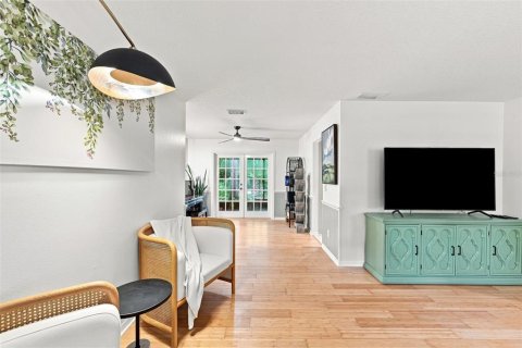 Villa ou maison à vendre à Tampa, Floride: 3 chambres, 155.05 m2 № 2287009 - photo 11