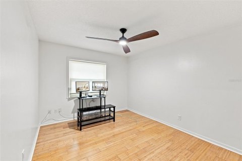 Villa ou maison à vendre à Tampa, Floride: 3 chambres, 155.05 m2 № 2287009 - photo 29