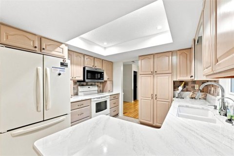 Villa ou maison à vendre à Tampa, Floride: 3 chambres, 155.05 m2 № 2287009 - photo 18