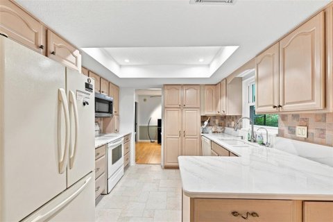 Villa ou maison à vendre à Tampa, Floride: 3 chambres, 155.05 m2 № 2287009 - photo 17