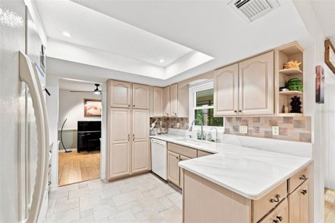 Villa ou maison à vendre à Tampa, Floride: 3 chambres, 155.05 m2 № 2287009 - photo 19