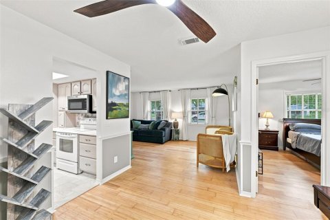 Villa ou maison à vendre à Tampa, Floride: 3 chambres, 155.05 m2 № 2287009 - photo 24